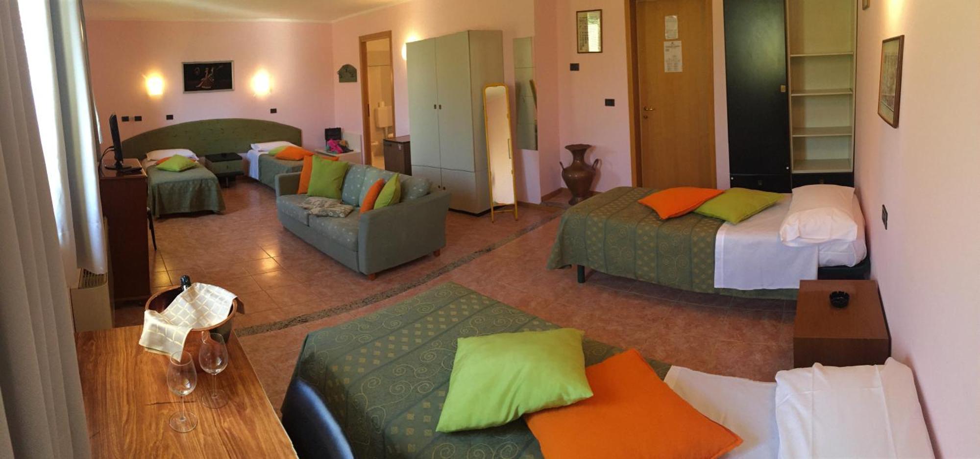 Hotel Salus Sant'Andrea Bagni Exterior photo